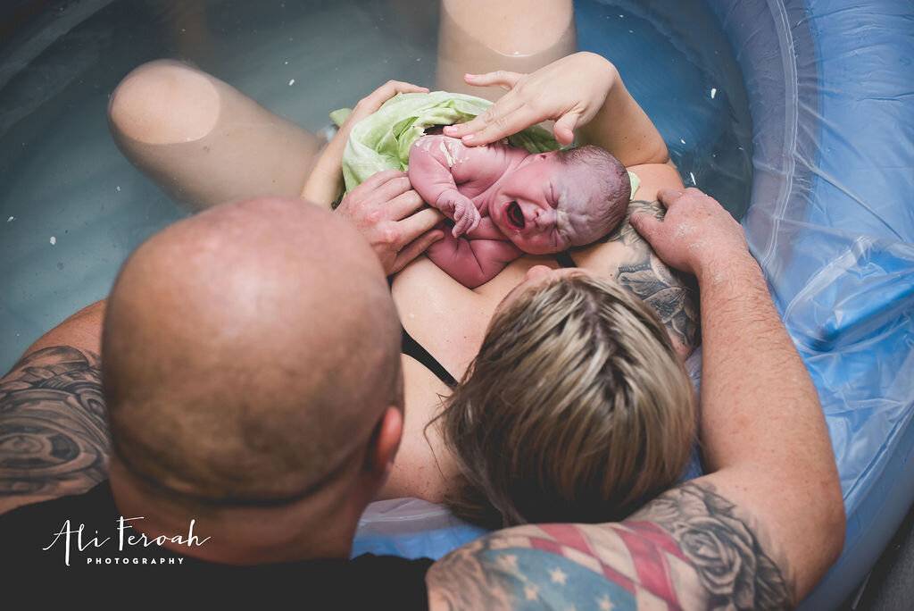 წყალში მშობიარობა, მშობიარობა, მშობიარობა წყალში, 